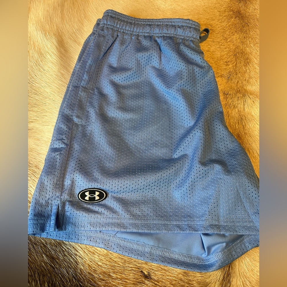 Under Armour Men's Mesh Light Blue Shorts